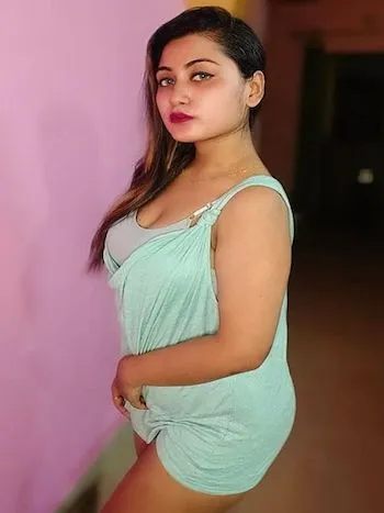 Curvy call girls Nagpur